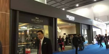 老板，我們也該換換了！廣州辦公家具展開幕@BOSS