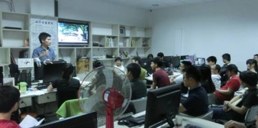 客戶為本，畢加展覽召開設(shè)計業(yè)務(wù)模擬溝通會議